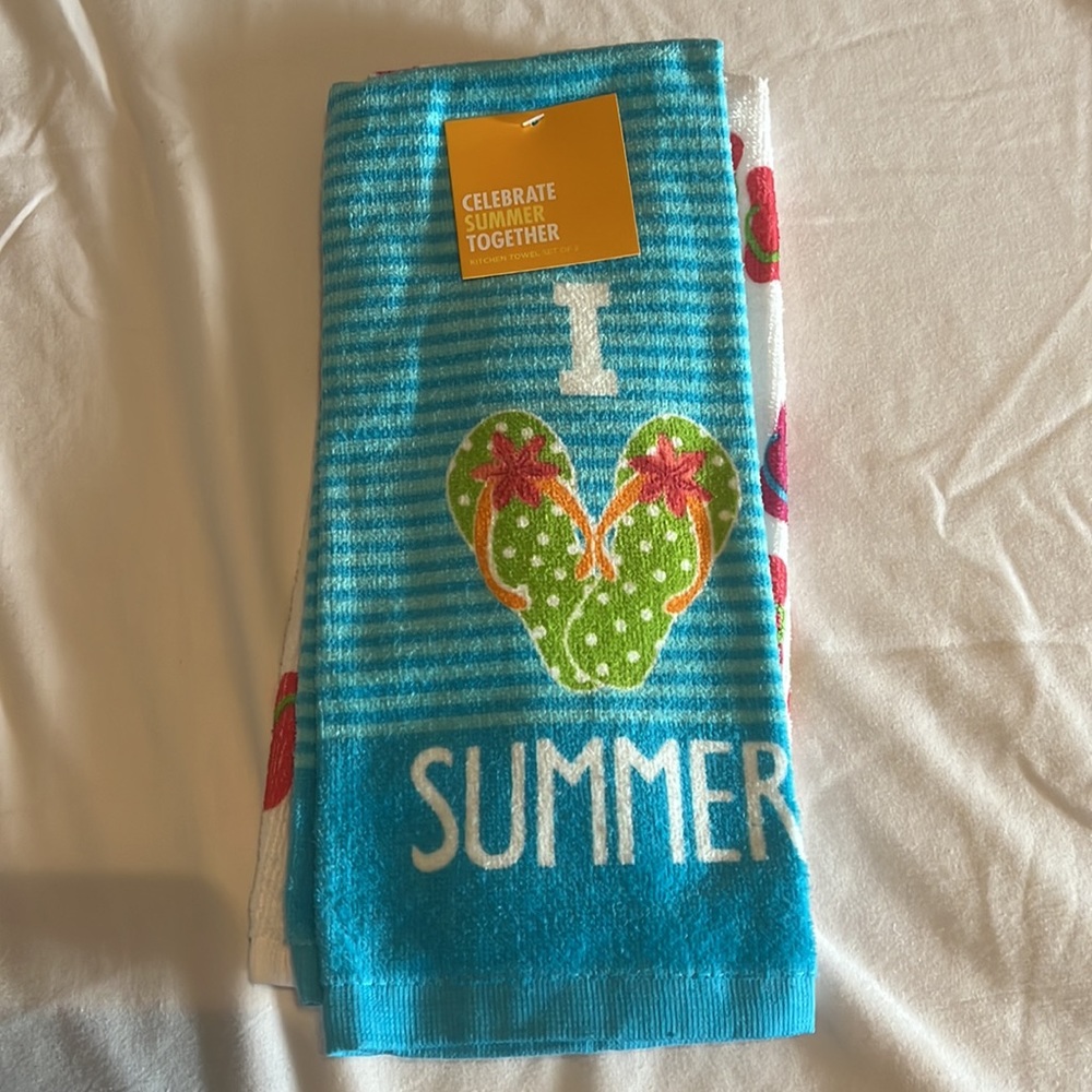 Kohl’s *NWT* Summer Themed Kitchen Towels, Set of 4 - Picture 2 of 3